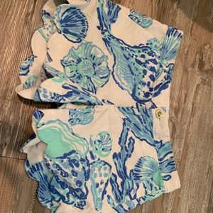 Lilly Pulitzer Scalloped shorts